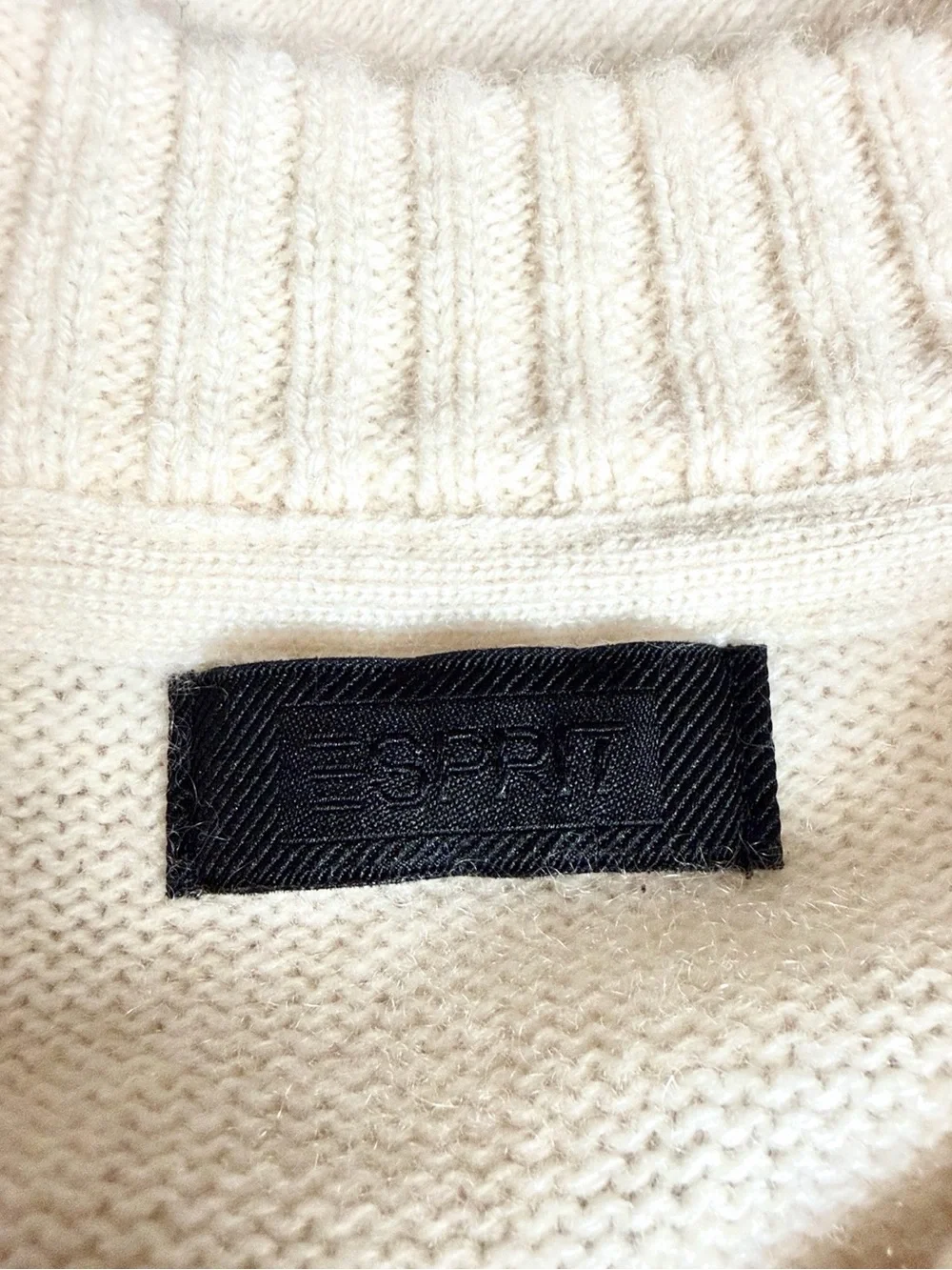 Esprit sweater cream